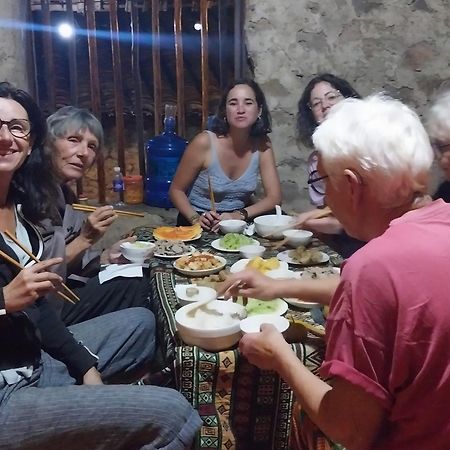Trieu Hoan Homestay Каобанг Экстерьер фото