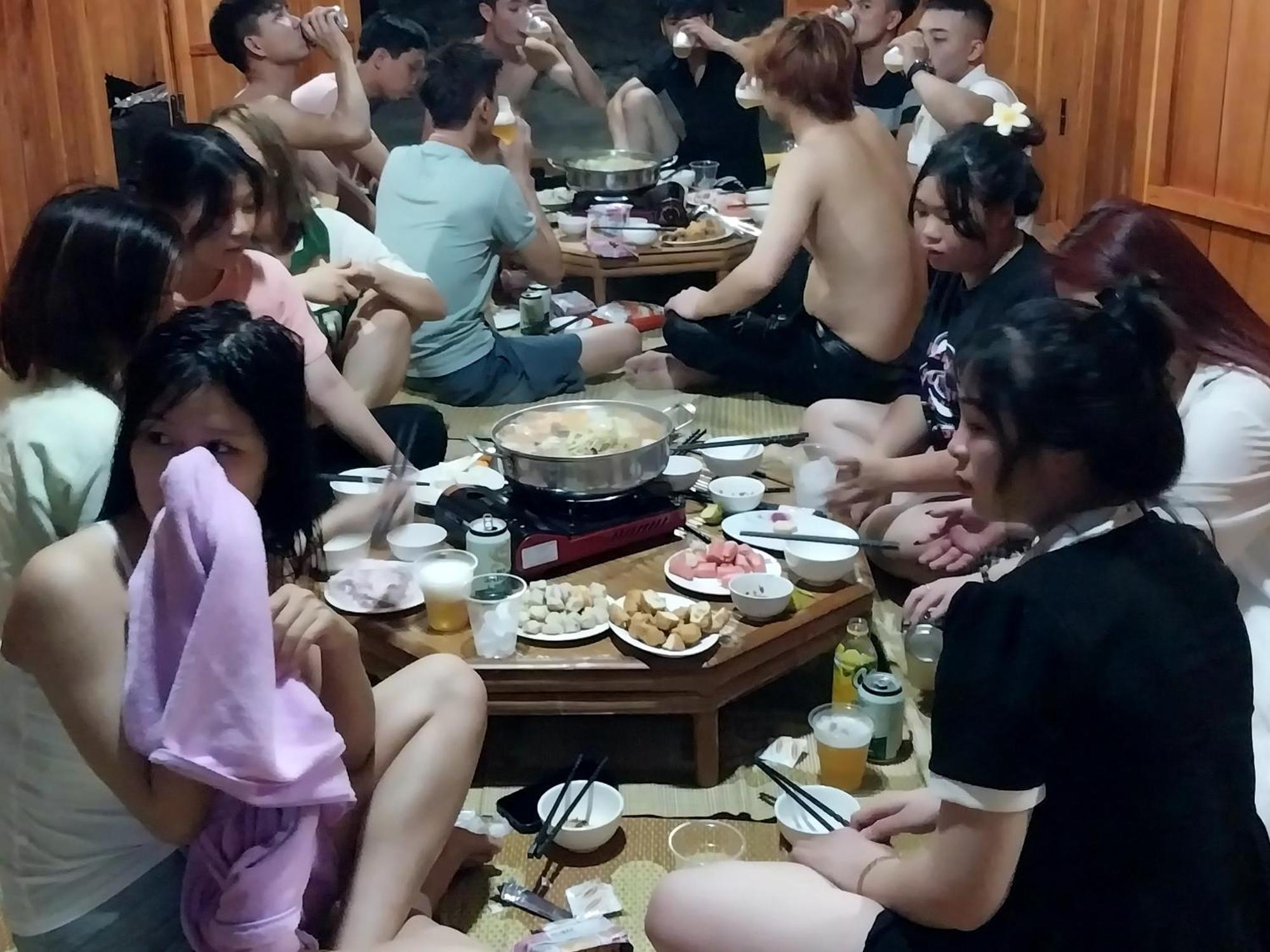 Trieu Hoan Homestay Каобанг Номер фото