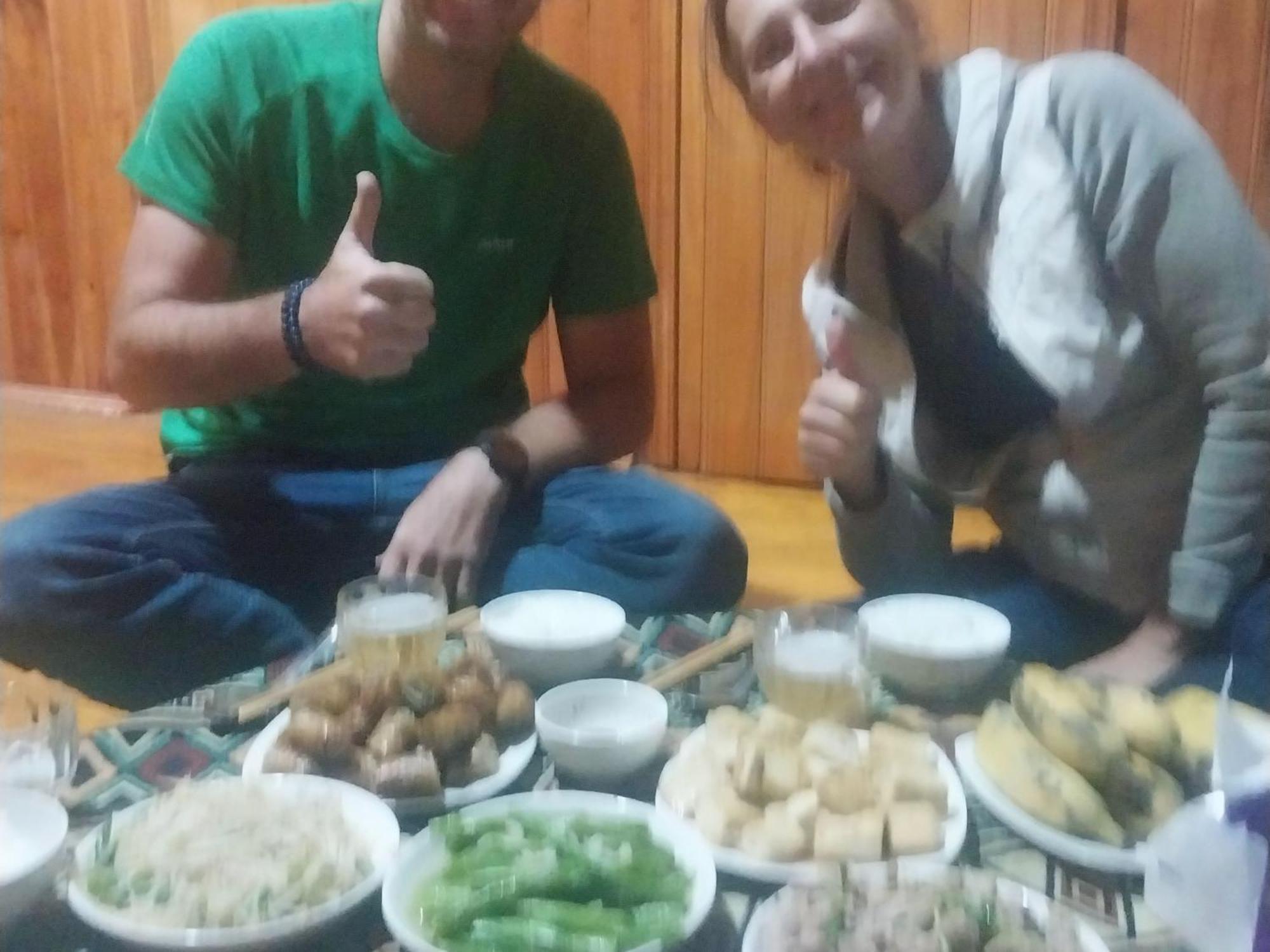 Trieu Hoan Homestay Каобанг Экстерьер фото