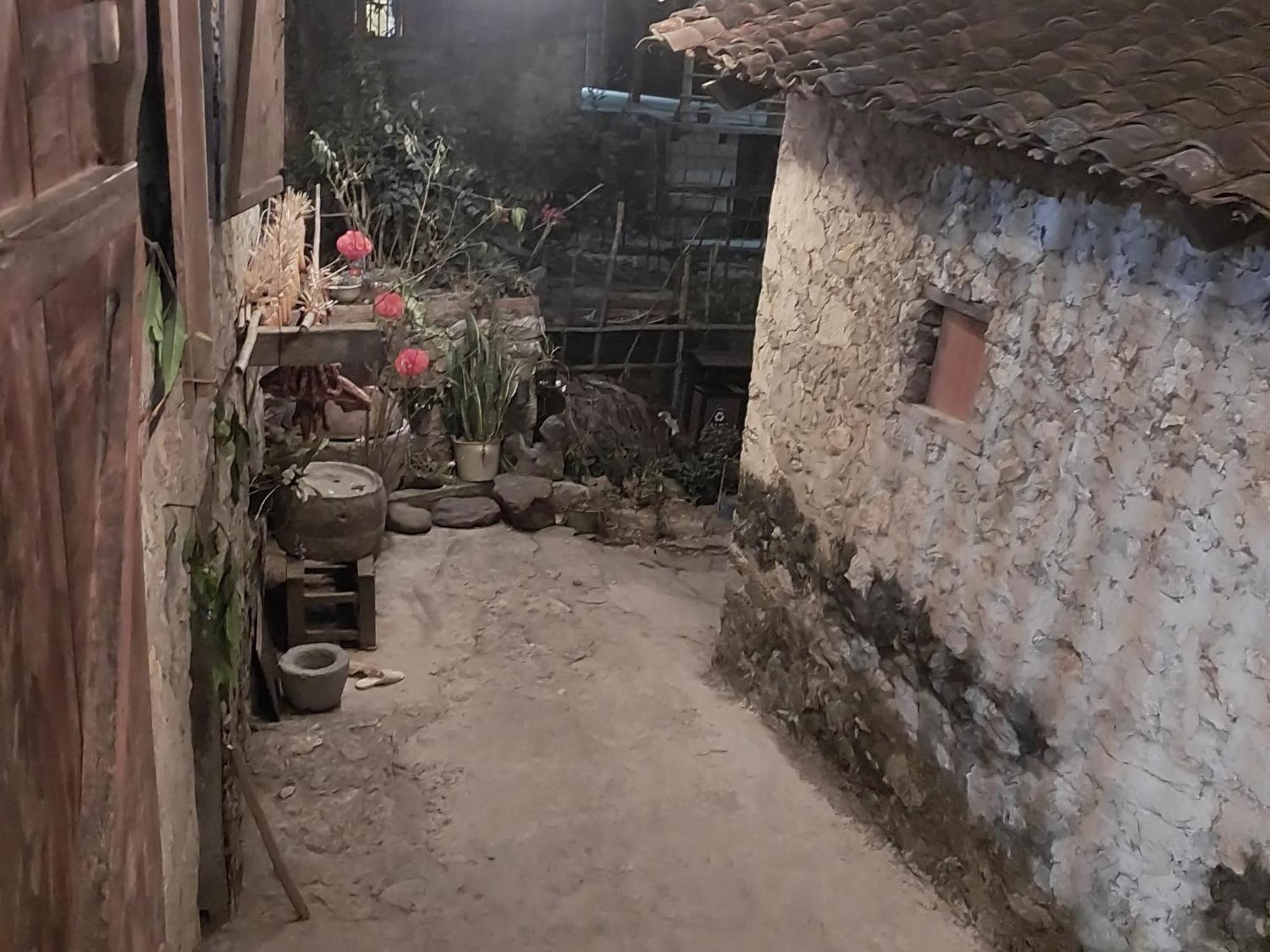 Trieu Hoan Homestay Каобанг Номер фото